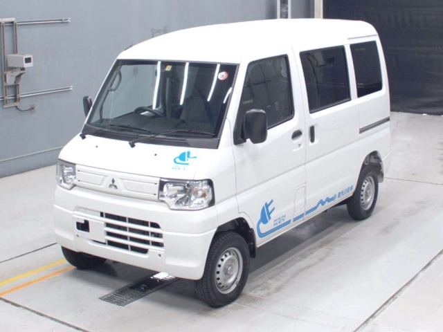MITSUBISHI MINICAB MIEV 2022
