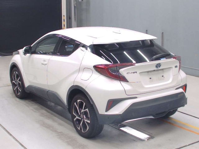 TOYOTA C-HR 2018