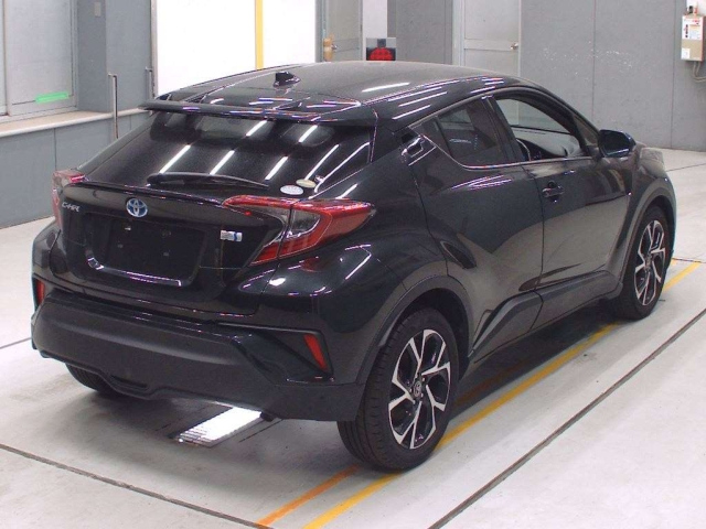 TOYOTA C-HR 2018