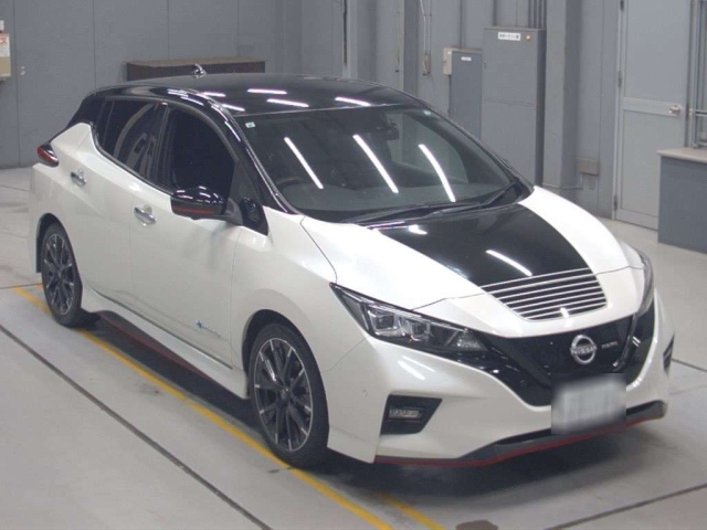 NISSAN LEAF 2021