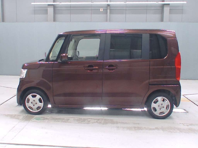HONDA N BOX 2018
