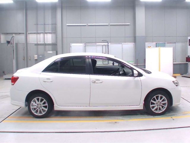 TOYOTA ALLION 2010