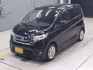 NISSAN DAYZ 2013