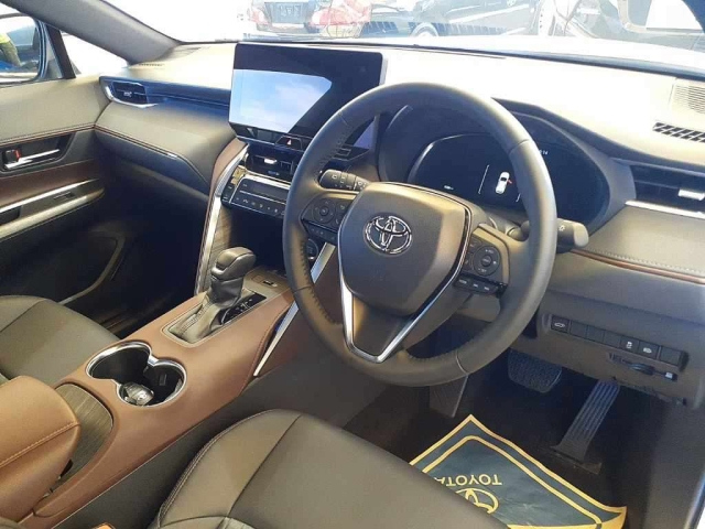 TOYOTA HARRIER 2024