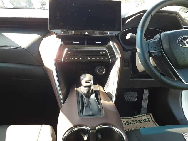TOYOTA HARRIER 2024
