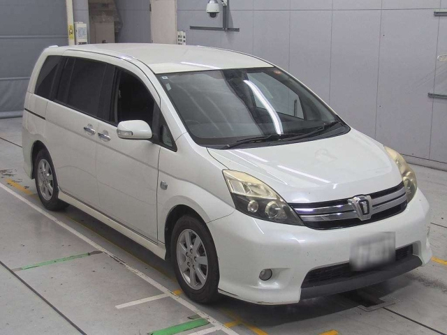 TOYOTA ISIS 2012