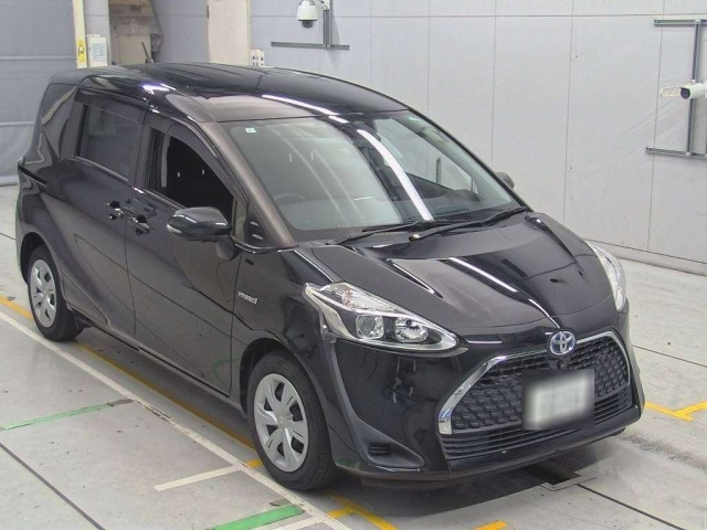 TOYOTA SIENTA 2021