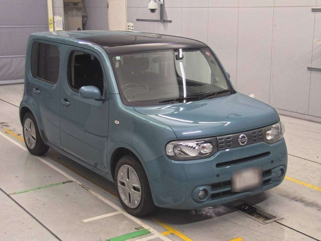 NISSAN CUBE 2010