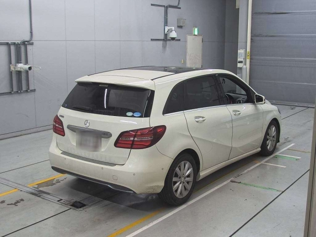 MERCEDES BENZ B CLASS 2016