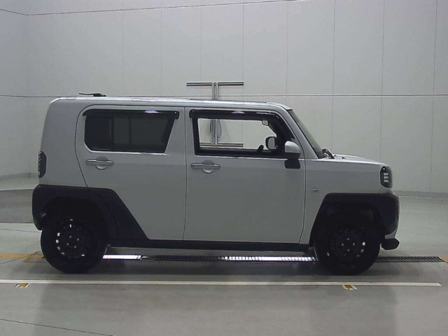 DAIHATSU TAFT 2022