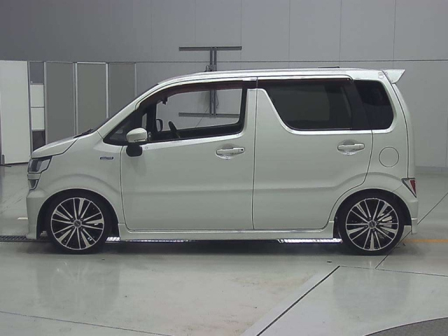 MAZDA FLAIR 2018