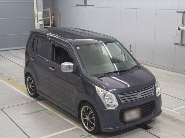 SUZUKI WAGON R 2013
