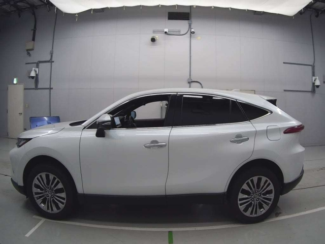 TOYOTA HARRIER 2023