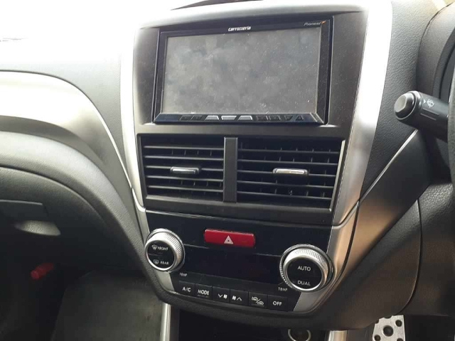 SUBARU FORESTER 2012