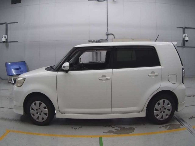 TOYOTA COROLLA RUMION 2012