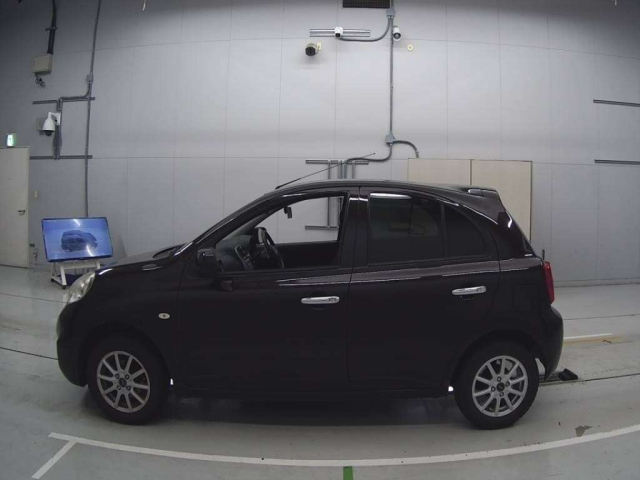 NISSAN MARCH 2013