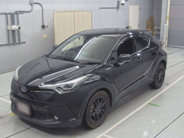 TOYOTA C-HR 2017