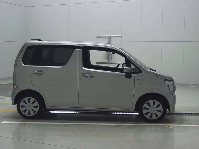 SUZUKI WAGON R 2023