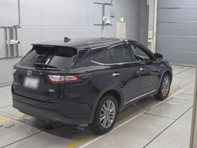 TOYOTA HARRIER 2019