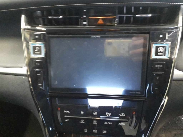 TOYOTA HARRIER 2014