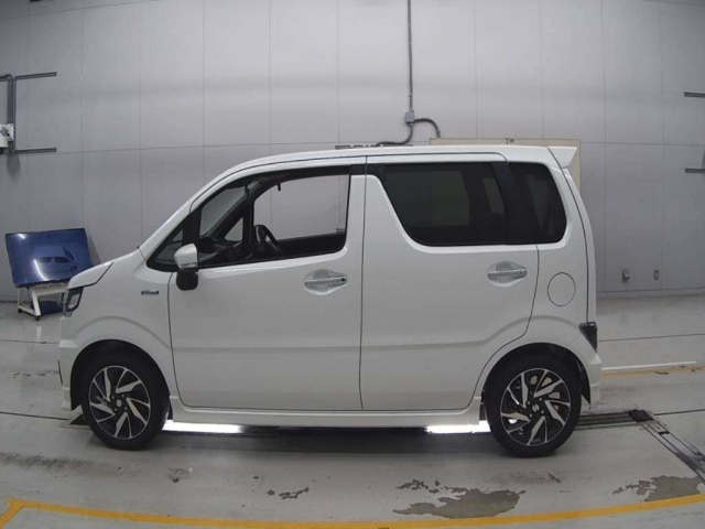 SUZUKI WAGON R 2025