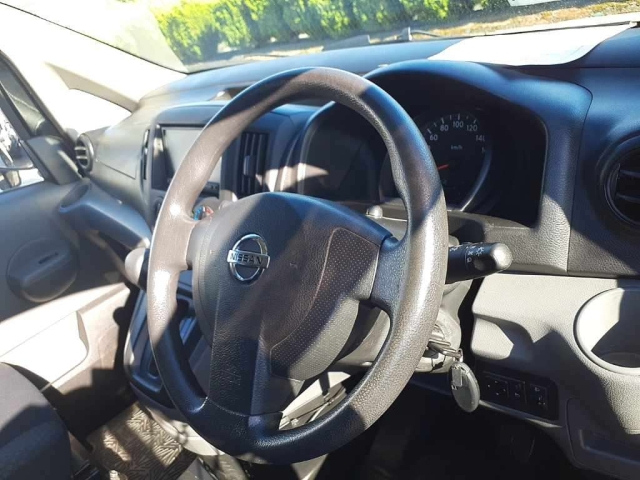 NISSAN NV200 2018