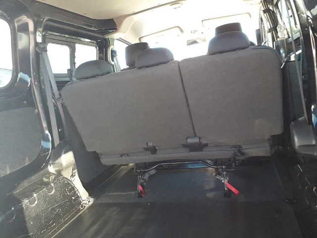 NISSAN NV200 2018