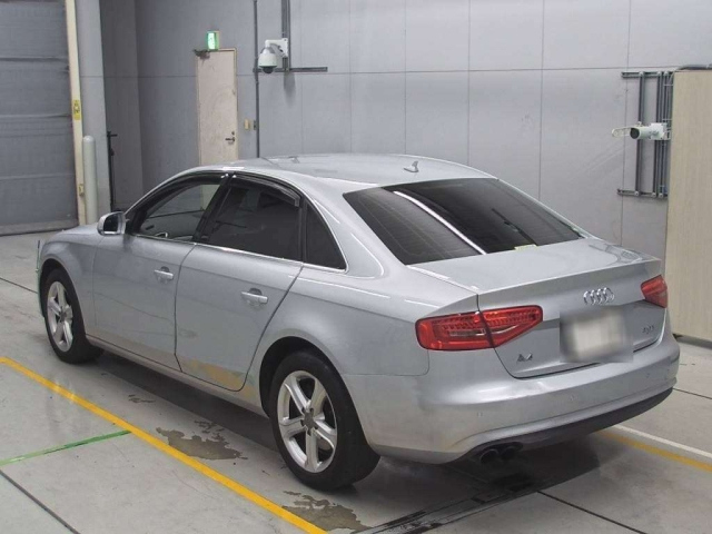 AUDI A4 2013