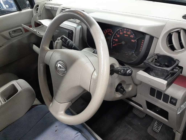 DAIHATSU MOVE CONTE 2010