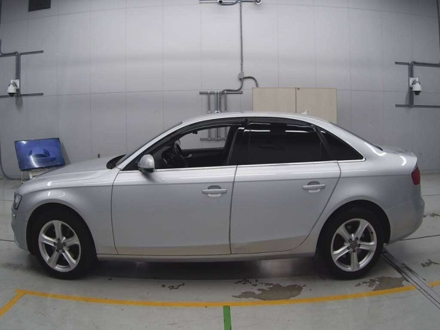 AUDI A4 2013