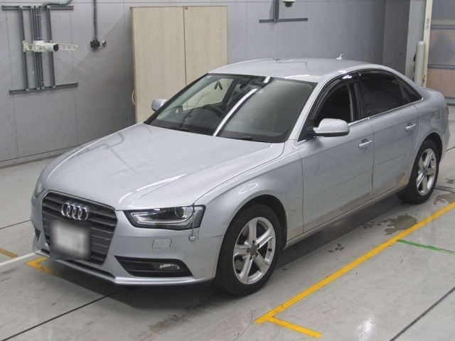 AUDI A4 2013