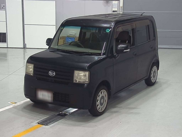 DAIHATSU MOVE CONTE 2010