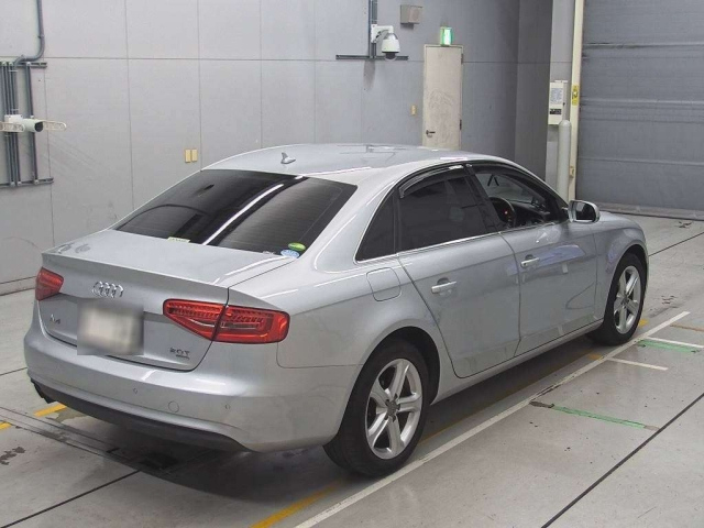 AUDI A4 2013
