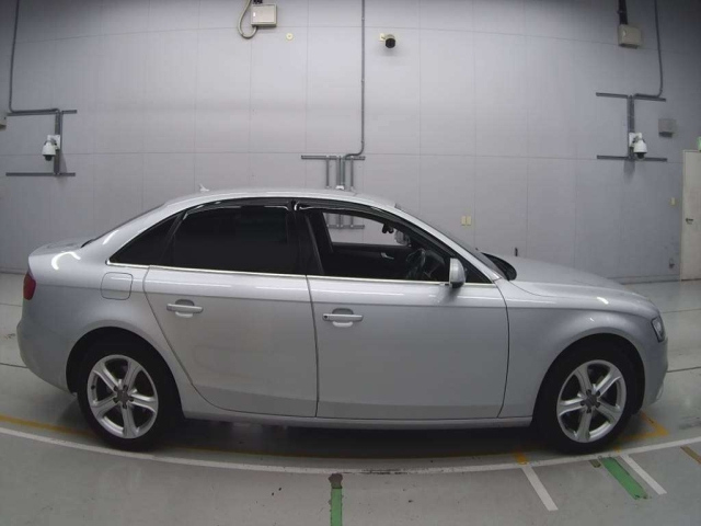 AUDI A4 2013