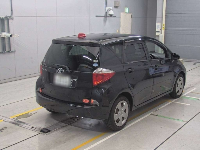 TOYOTA RACTIS 2011