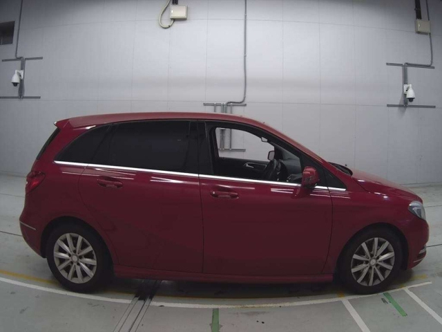MERCEDES BENZ B CLASS 2013