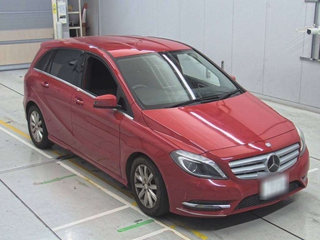 MERCEDES BENZ B CLASS 2013