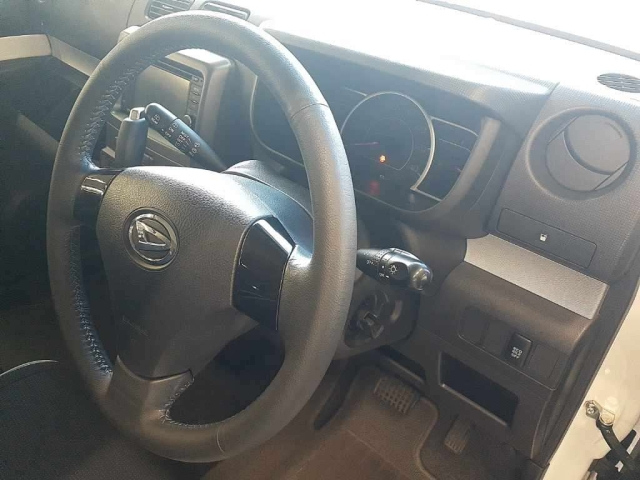 DAIHATSU MOVE CONTE 2014