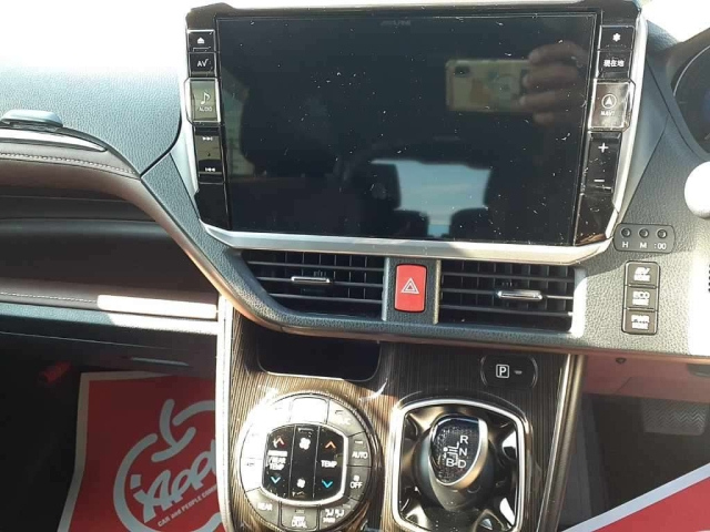 TOYOTA ESQUIRE 2019