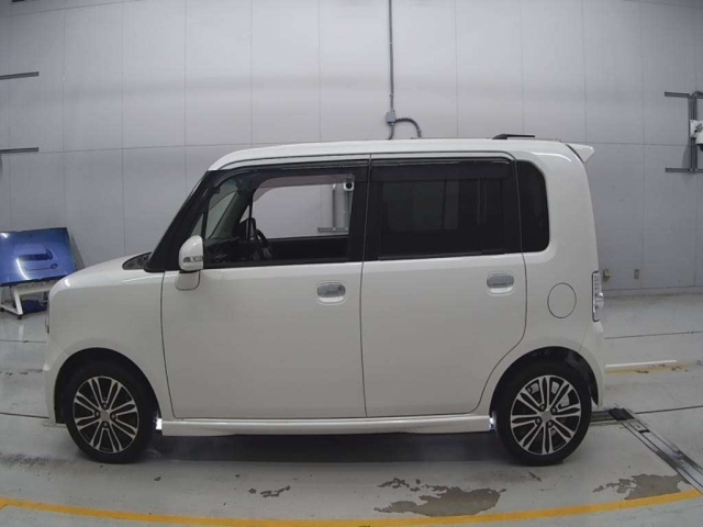 DAIHATSU MOVE CONTE 2014