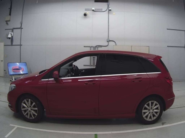 MERCEDES BENZ B CLASS 2013