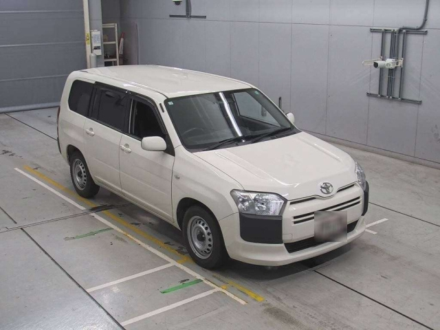 TOYOTA PROBOX 2020