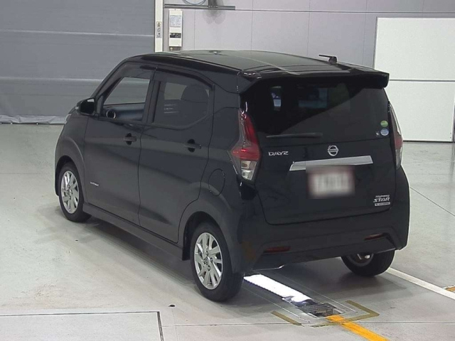 NISSAN DAYZ 2020