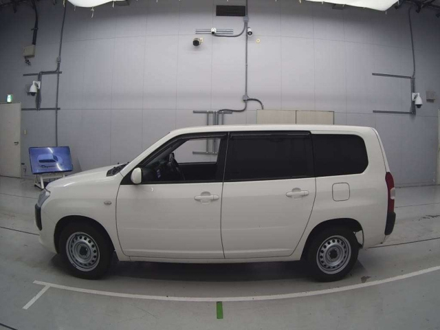 TOYOTA PROBOX 2020
