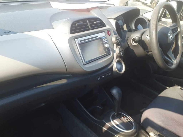 HONDA FIT 2013
