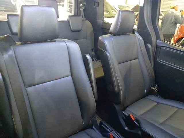 TOYOTA ESQUIRE 2020