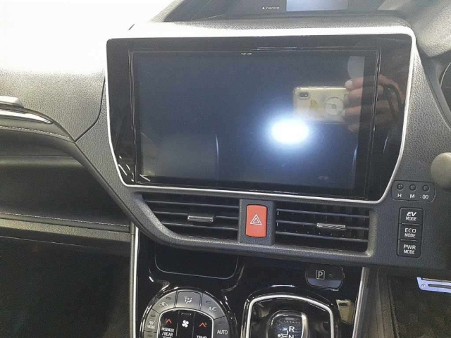 TOYOTA ESQUIRE 2020