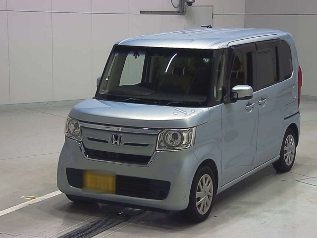 HONDA N BOX 2017