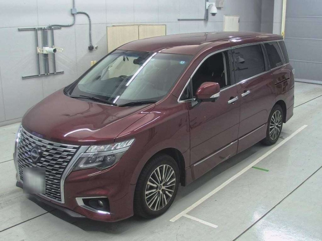 NISSAN ELGRAND 2022
