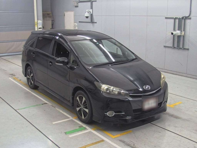 TOYOTA WISH 2012